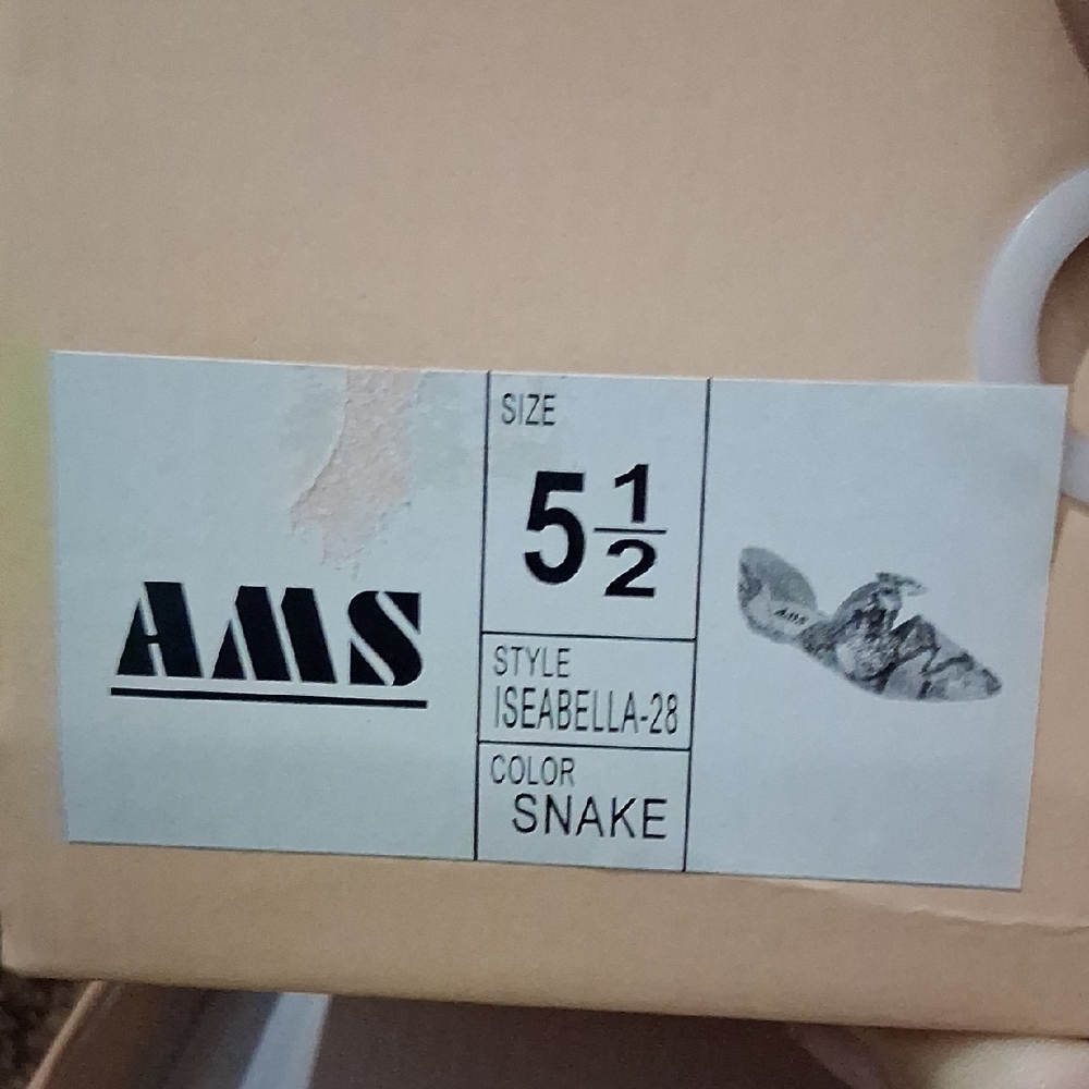 Snakeskin Pattern Flats - Picture 3 of 3